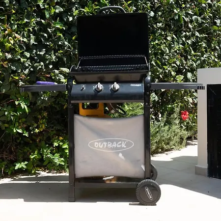 Lara - 11, Spacious With Large Garden And Private Pool On Aphrodite Hills