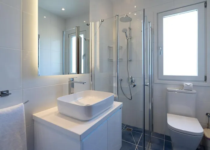 Lara - 11, Spacious With Large Garden And Private Pool On Aphrodite Hills