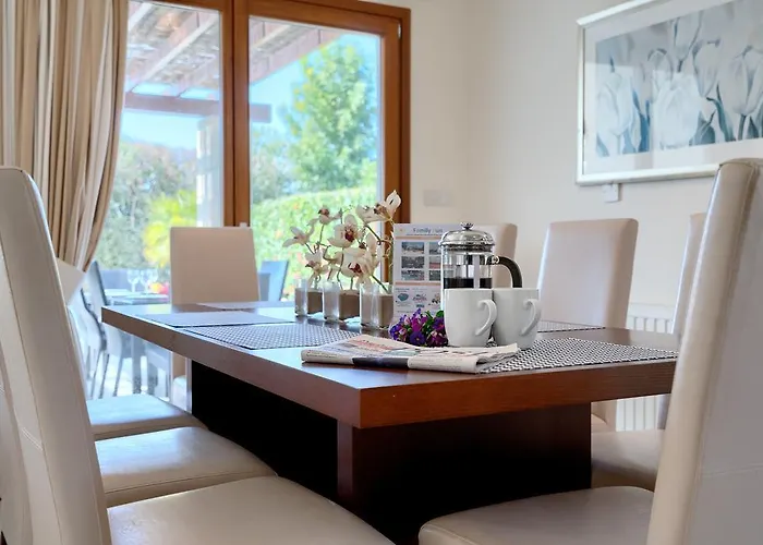 Lara - 11, Spacious With Large Garden And Private Pool On Aphrodite Hills *