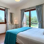 Lara - 11, Spacious With Large Garden And Private Pool On Aphrodite Hills וילה