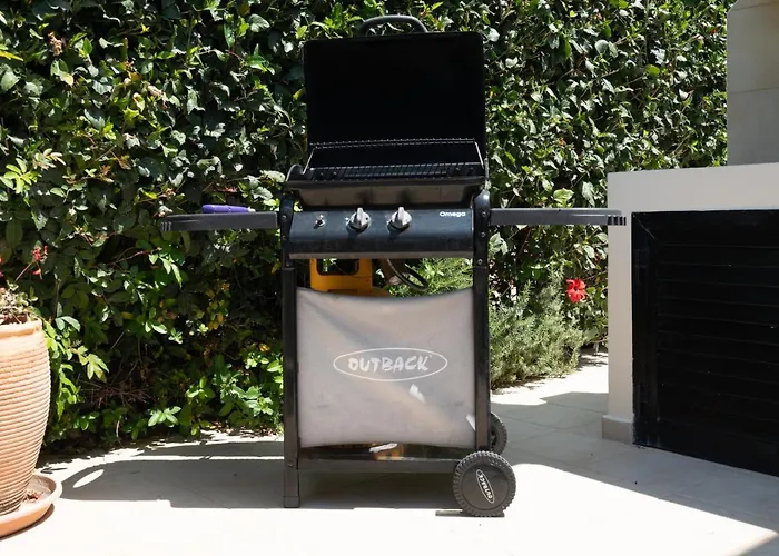 Lara - 11, Spacious With Large Garden And Private Pool On Aphrodite Hills