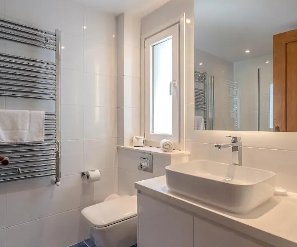 Lara - 11, Spacious With Large Garden And Private Pool On Aphrodite Hills Villa